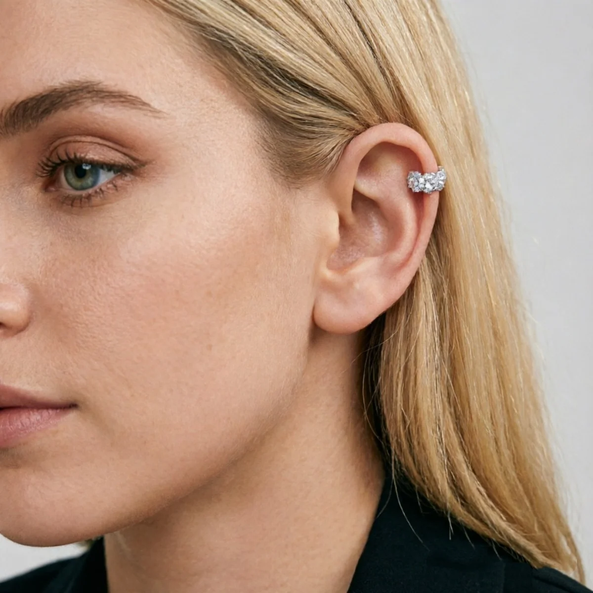 1 Stück Elegante Glänzende Zirkon-Blumen-Ohrklemmen für Damen und Herren Minimalistische Geometrische Blumen-Ohrmanschetten Ohne Piercing Schmuck – Detail 9