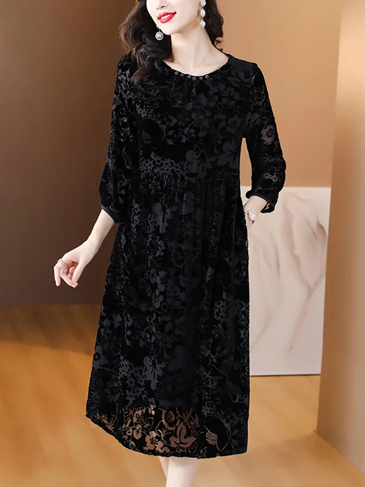 2024 Korean Vintage Hepburn Long Dress Autumn Winter Black Silk Flocking Hook Flower Hollow Dress Women Luxury Elegant Vestidos