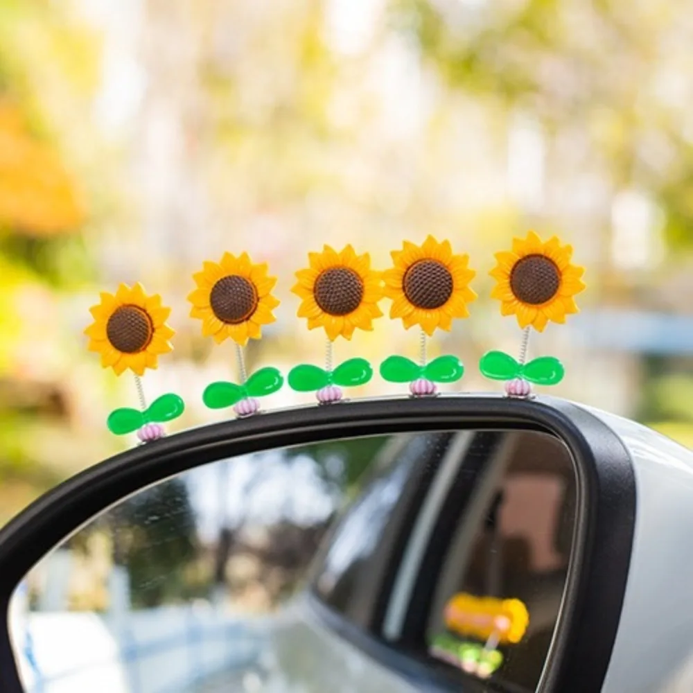 5 Pcs Shaky Car Swinging Flower New Resin Sunflower Design Car Ornaments Pastable Interesting Car Pendant Center Console