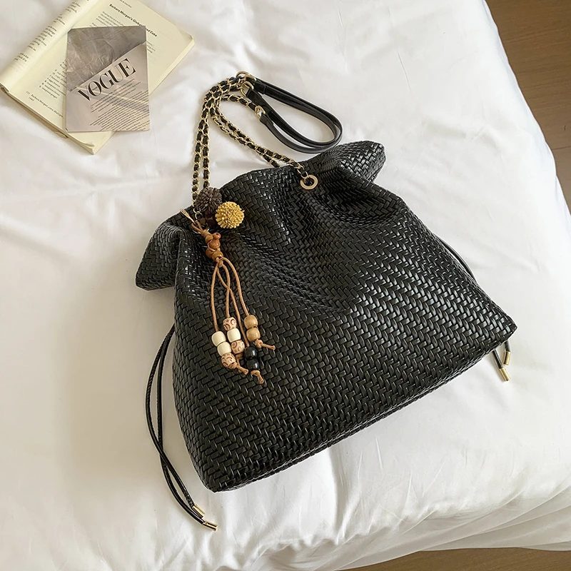 Retro Woven Large Capacity Women's Shoulder Bag Casual Versatile Commuter Tote Bag Korean Style