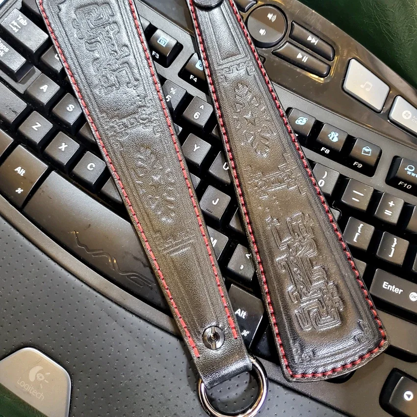(Build in 2.2mm Steel Plate) Outdoor EDC Portable Self-Defense Leather Racket High Quality Beating Tool