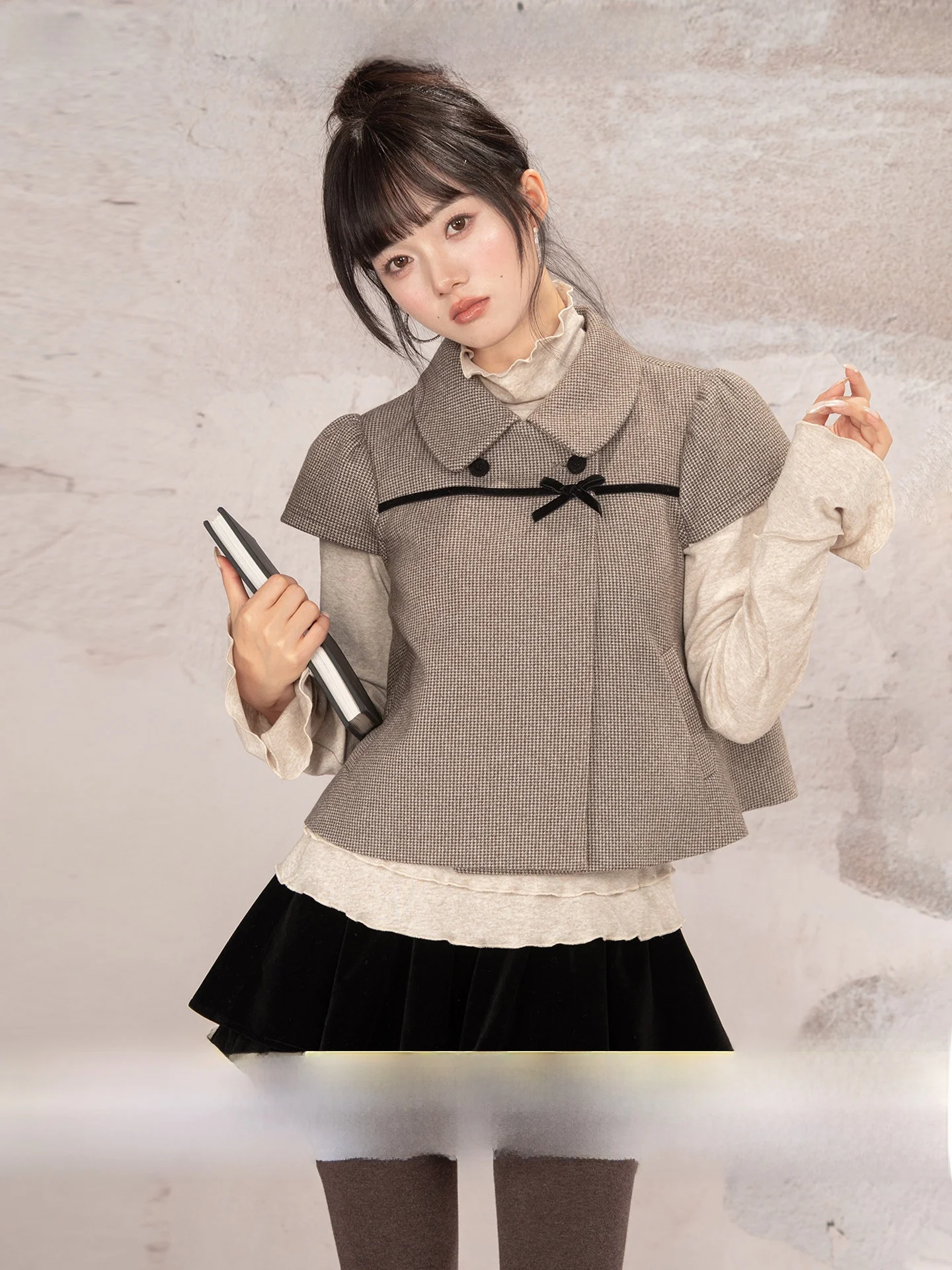 

Loveheynew Vintage Plaid Turn-down Collar Bow-tie Short Sleeve Open Cardigan Women's Fashionable Winter Top Trendy Knitted Sw...