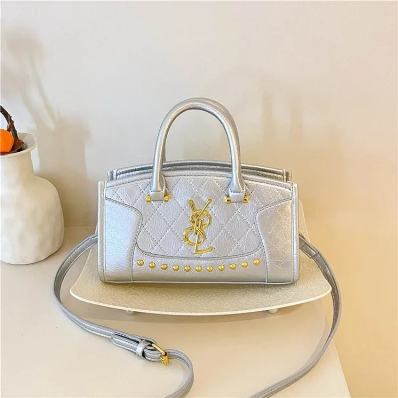

​2025 New Quilted Mini Bag, Diamond Stitching Top Handle Shoulder Purse for Women, Convertible Crossbody Day to Night Clutch