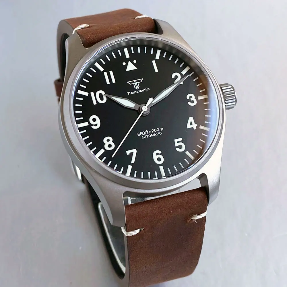 

Мужские механические часы Pilot из титана, 39 мм, водонепроницаемость 20 бар, без даты, механизм Miyota 8215, кожаный ремешок, светящиеся стрелки