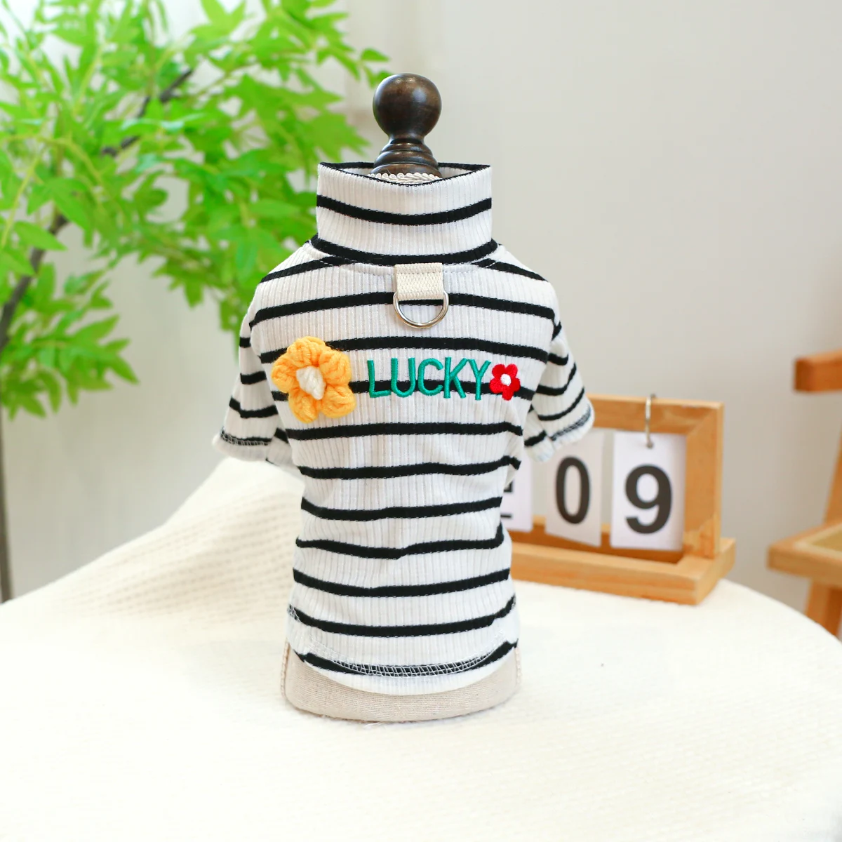 1PC Pet Clothing Dog Spring and Autumn Black White Striped Home Clothes, Buckle Pull Rope Nightwear For Small Medium Dogs