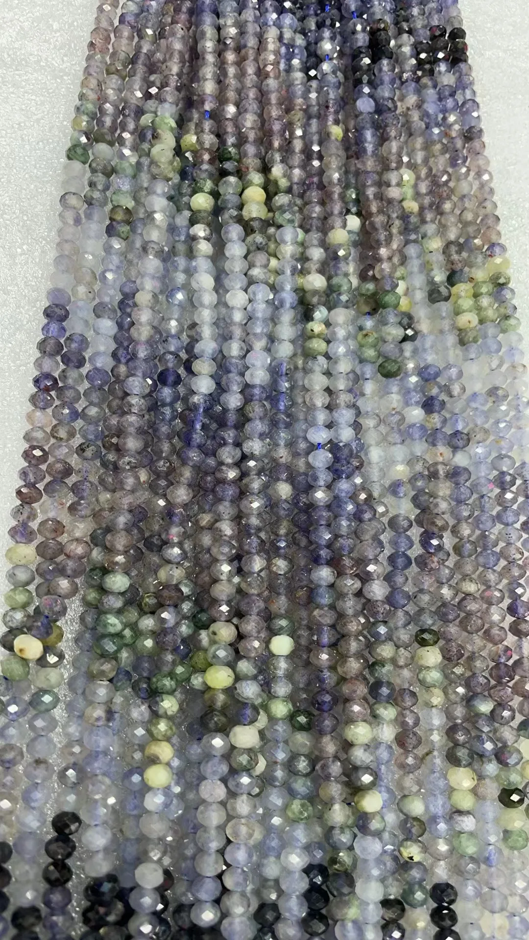 Natural Iolite gradient beads cutang 3x5 mmlength39cm