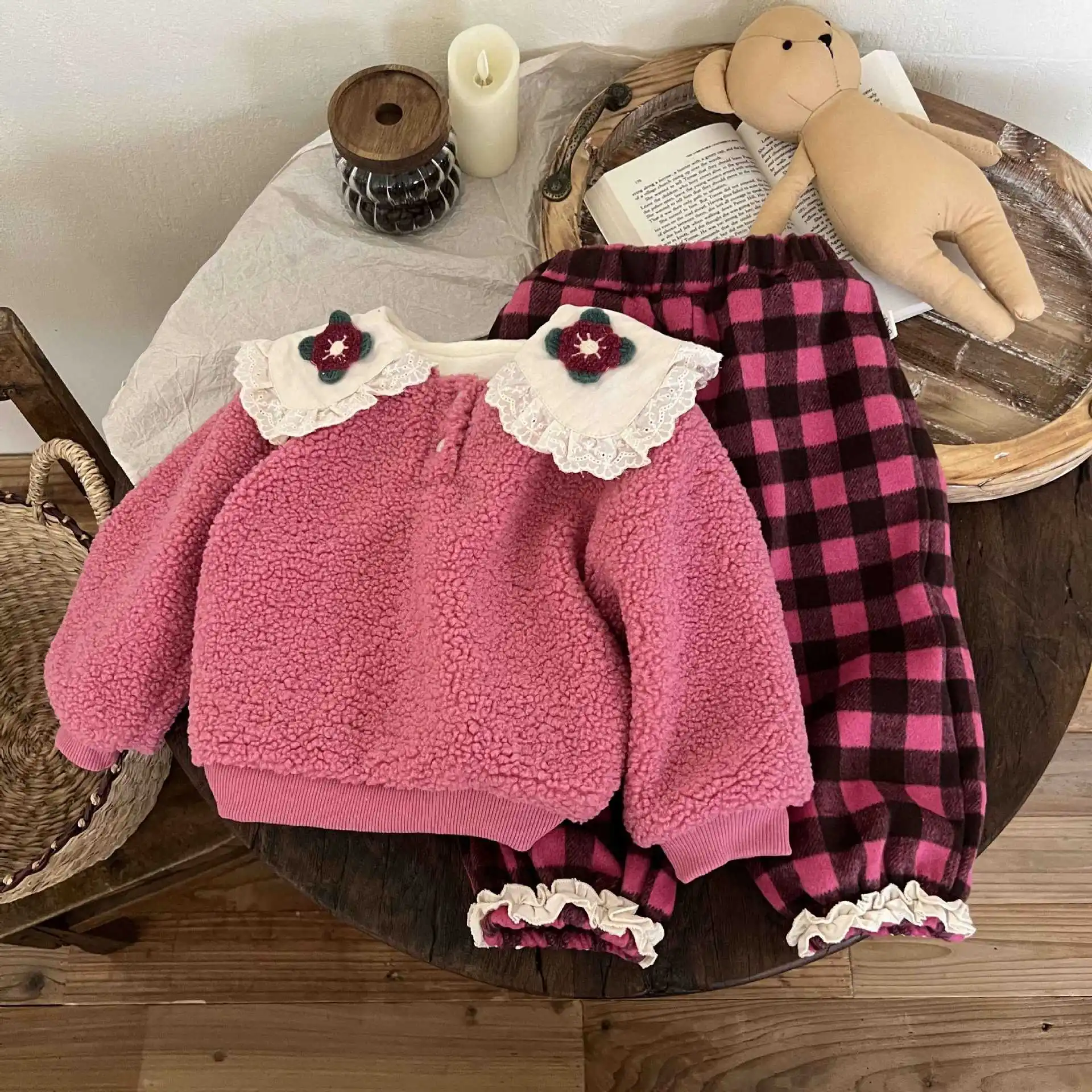 

Girls Sweet 2Pcs Suit Autumn Winter Plush Doll Neck Warm Sweater Checkered Pants SetS