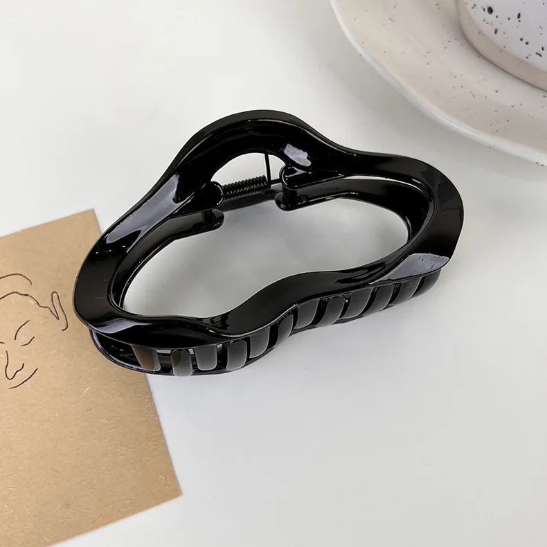 Hiasan Kepala Klip Hiu Cakar Rambut Besar Awan Baru untuk Wanita Jepit Rambut Temperamen Mode Jepit Rambut Kokoh Warna Solid