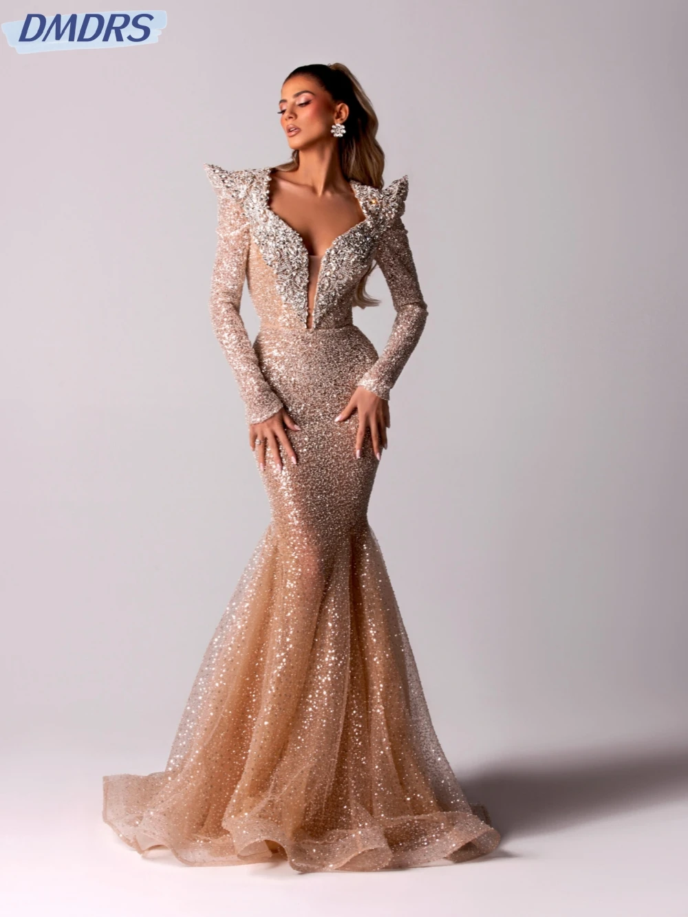 Gorgeous Rhinestones Champagne Mermaid Evening Dress Sequined Bead Wedding Party Gowns For Women Customized V-neck Cocktail Gown