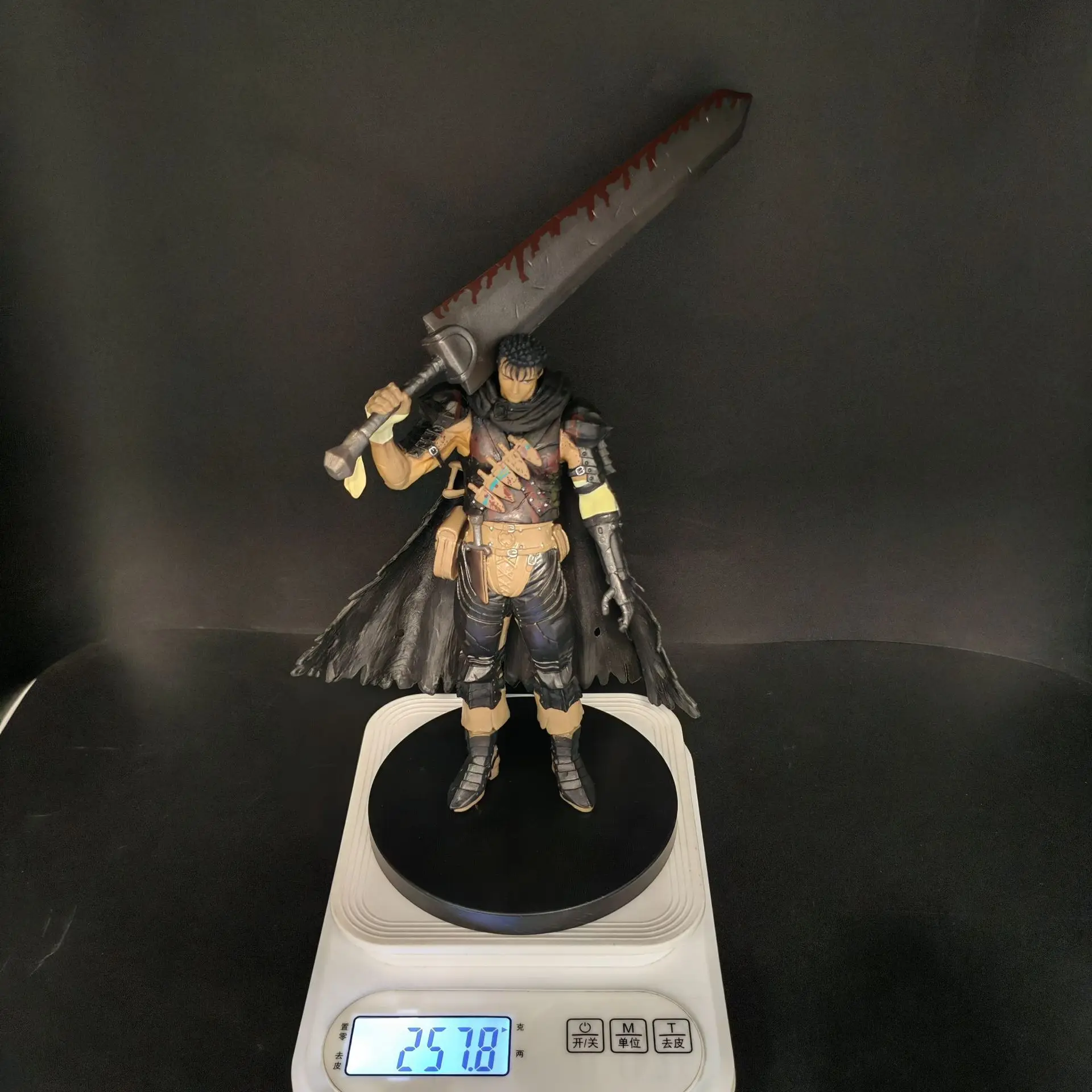 Berserk Guts Blutbefleckte Version Anime Actionfigur Sammlermodell Statue Desktop-Dekoration für erwachsene Sammler – Detail 11
