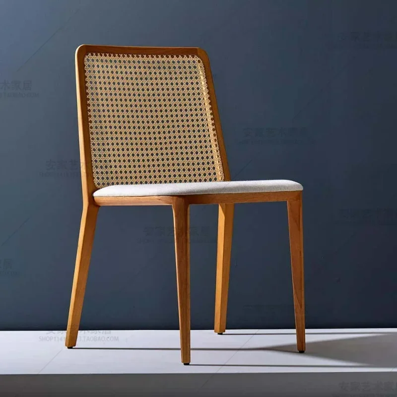 Sillón de ratán minimalista japonés, silla de comedor de estilo nórdico con respaldo cómodo, perfecto para comedor familiar pequeño