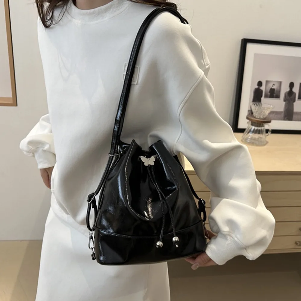

Fashion Preppy Style PU Bowknot Backpack Large Capacity Leisure Drawstring Bucket Bag Casual Sweet Shoulder Bag Girls