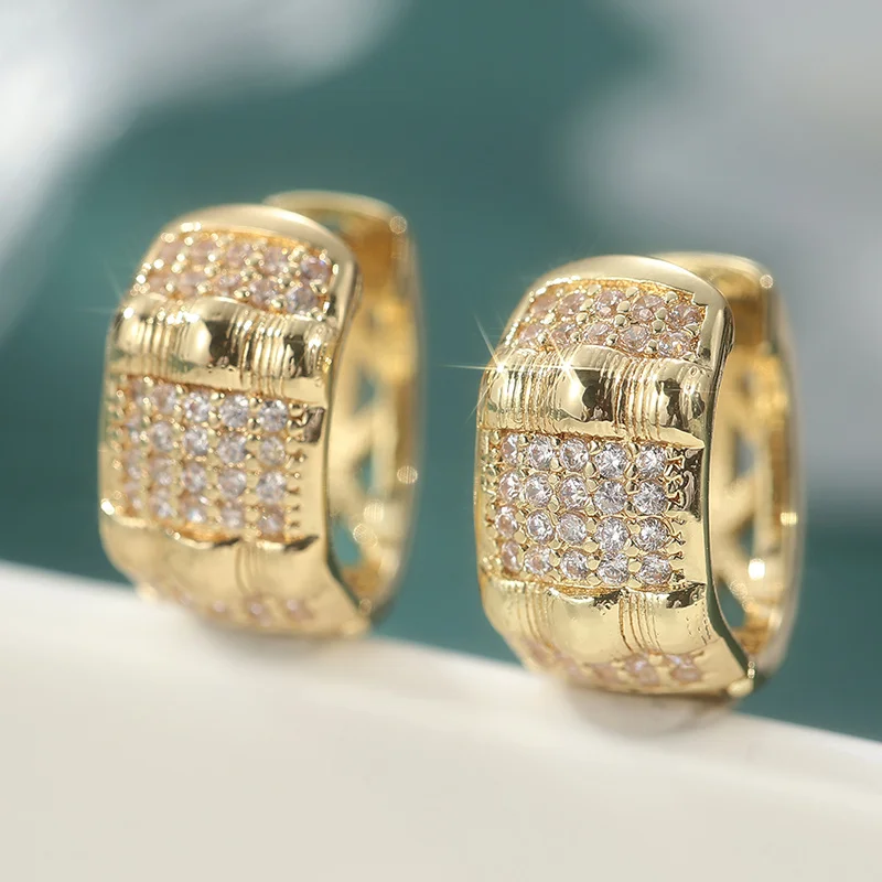 Trendy Wide Face Hoop Earrings Women Golden Plated Jewelry Vintage Style Personality Earrings CZ Stone Luxurious Accessory