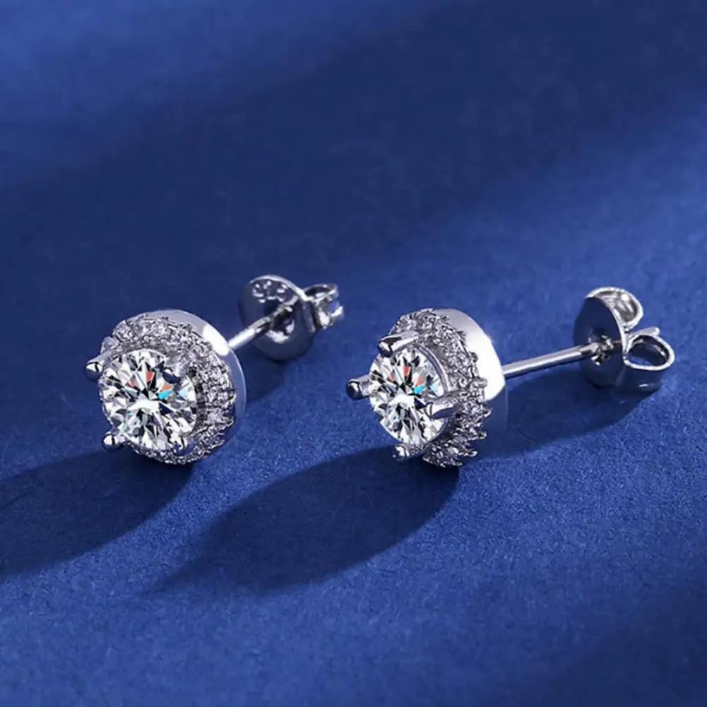 Wear Earrings Classic Gold Stud Earrings Cubic Zirconia Stud Earrings 1 Carat Diamond Look Elegant 360° Shiny Jewelry for Wear