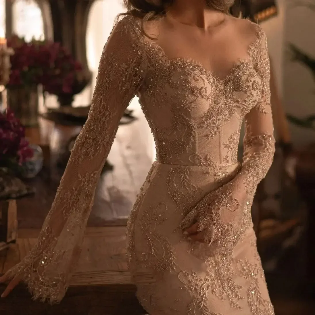 

Vintage Champagne Mermaid Lace Bead Stickers Women's Wedding Dress Sexy V-neck Transparent Long Sleeved Bridal Dress Customized