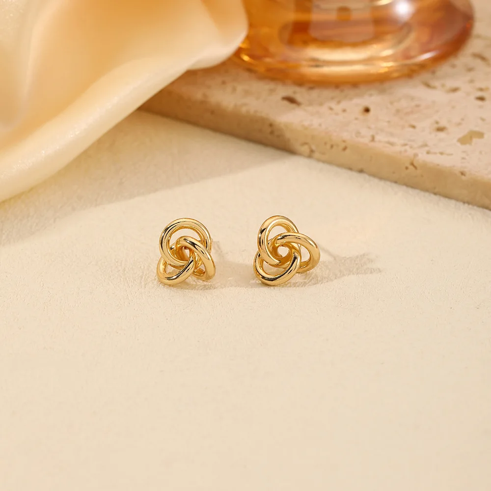 New Versatile Twisted Fried Dough Twists Metal Earrings Fashion Small Three ring Geometric Women Earrings