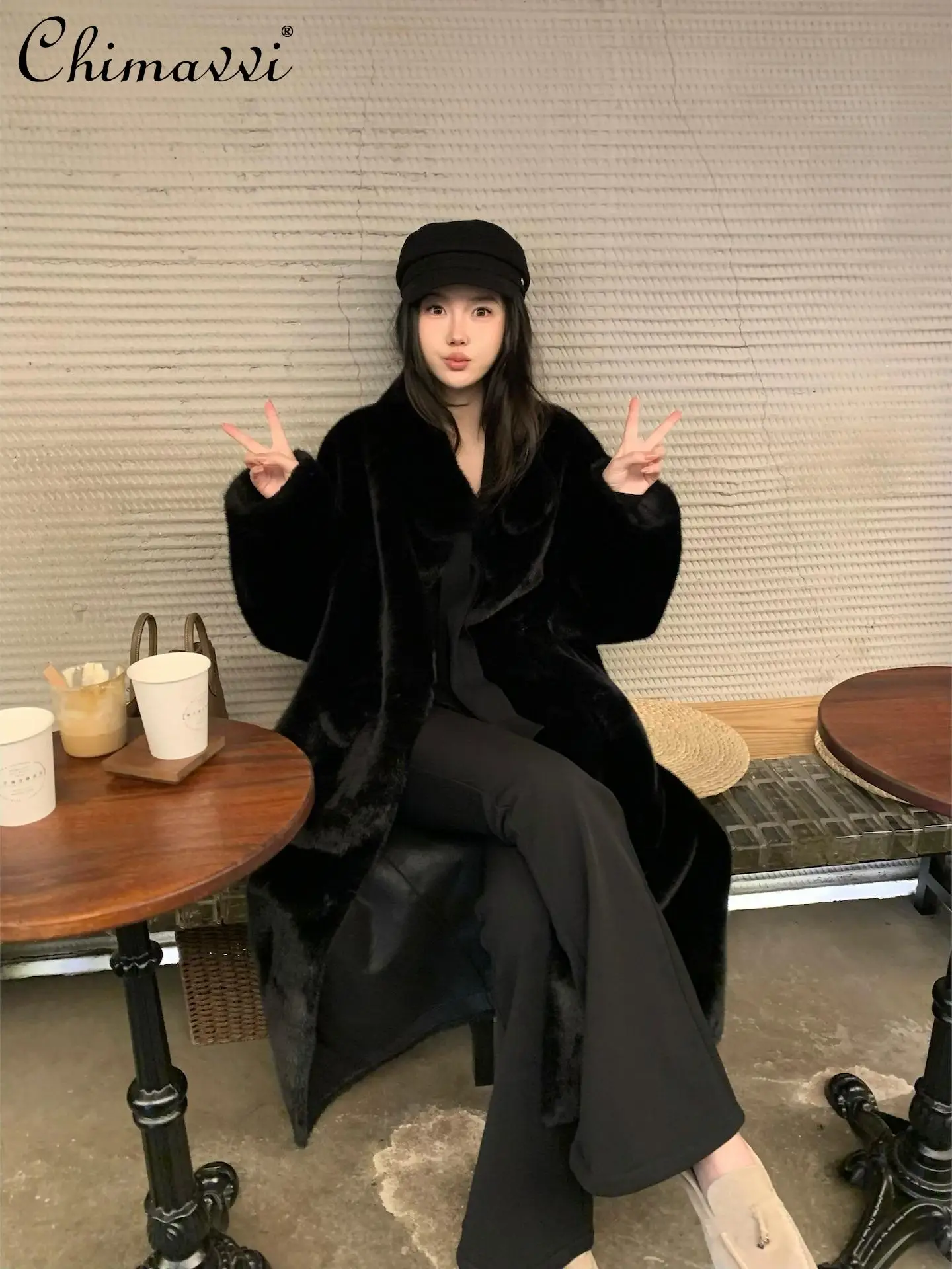 التصميم الأصلي الراقية صديقة للبيئة معطف فرو المنك ملابس الشتاء الجديدة الفاخرة المرأة الدافئة فضفاضة طويلة فو الفراء سترة