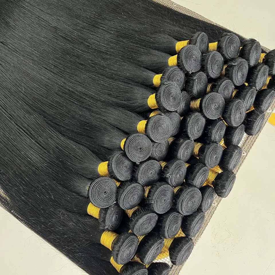 Pacote de Cabelo Humano Liso 100% Brasileiro de 28-30 Polegadas - 1, 3 ou 4 Pacotes de Cabelo Humano Virgem Cru para Mega Hair