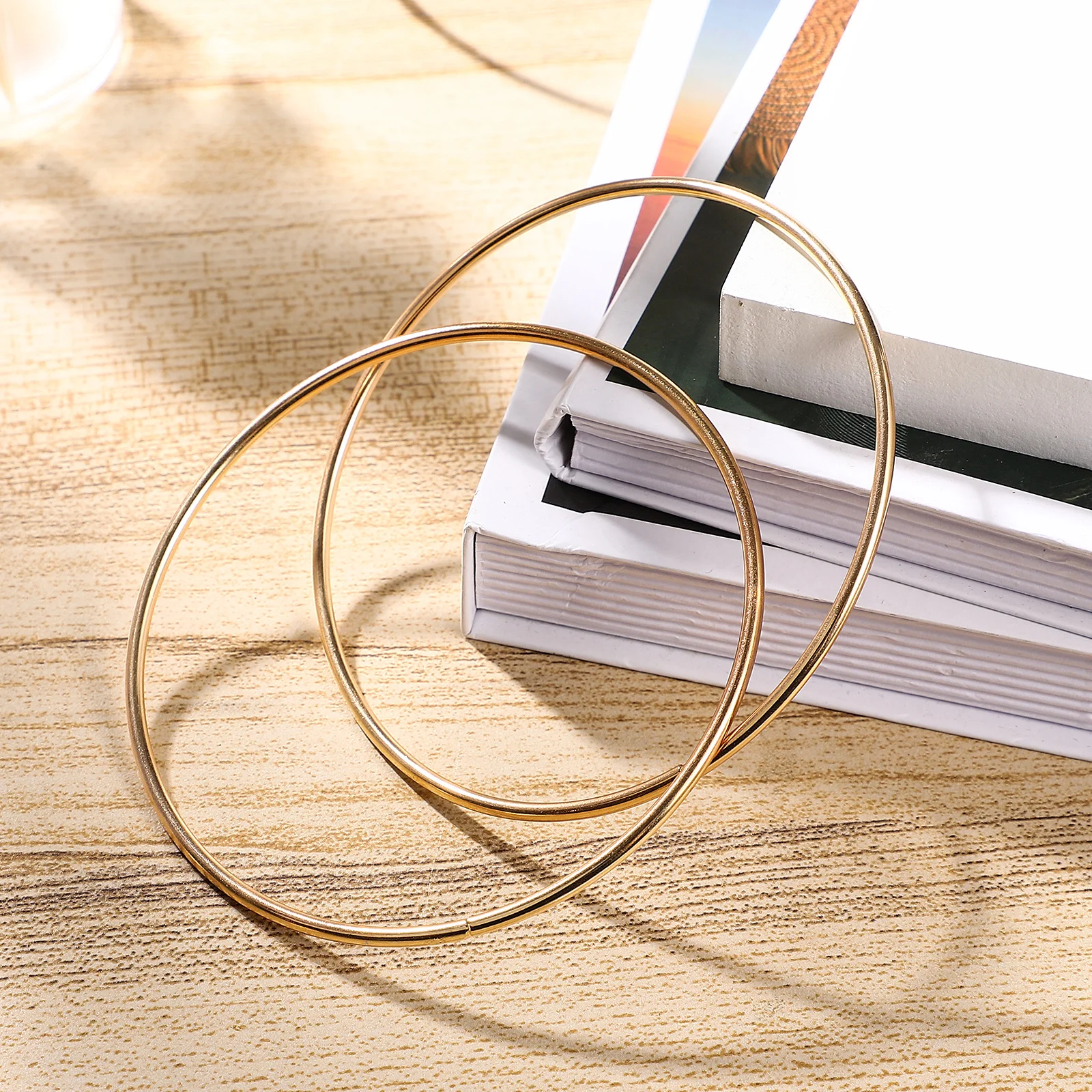 

10Pcs Metal Craft Hoops Round Rings Strong Smooth Surface for DIY Dreamcatcher Wreath Tassel Creation Hanging Art