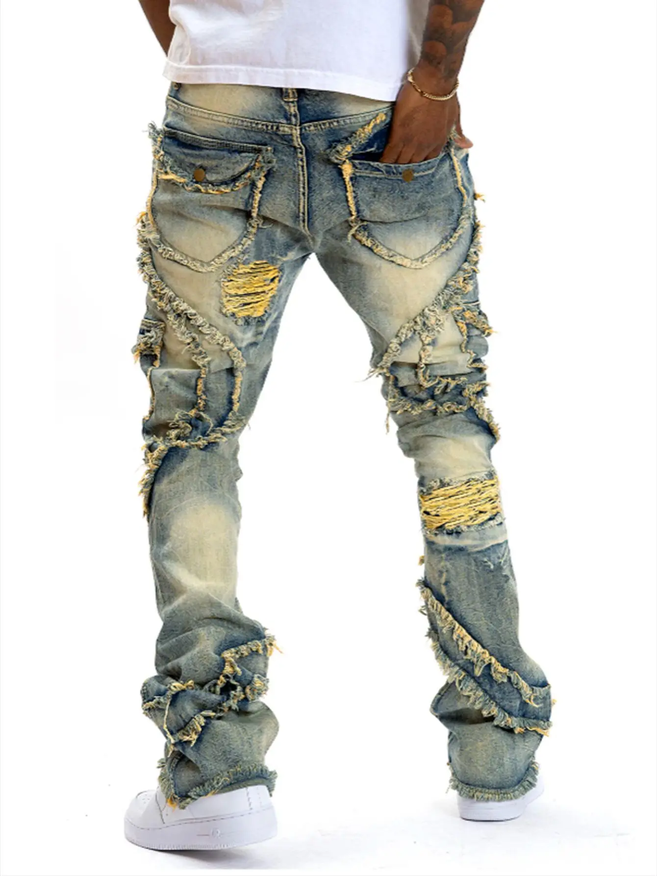 2026 New European and American men's casual jeans, street punk fashion, retro, ripped hole, slightly flared tassel elastic jeans