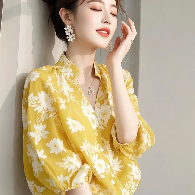 Spring Fashion Floral Print Yellow Shirt Elegant Unique Luxury Feel Special Beautiful Commute Style Loose Fit Seven Sleeve