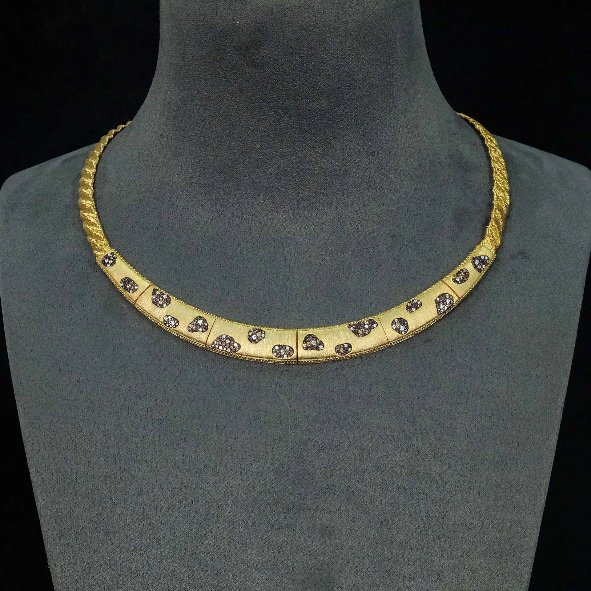 

Позолоченное серебро 925 пробы с высокоуглеродистым бриллиантом и леопардовым золотом, модное изысканное роскошное банкетное ожерелье для женщин