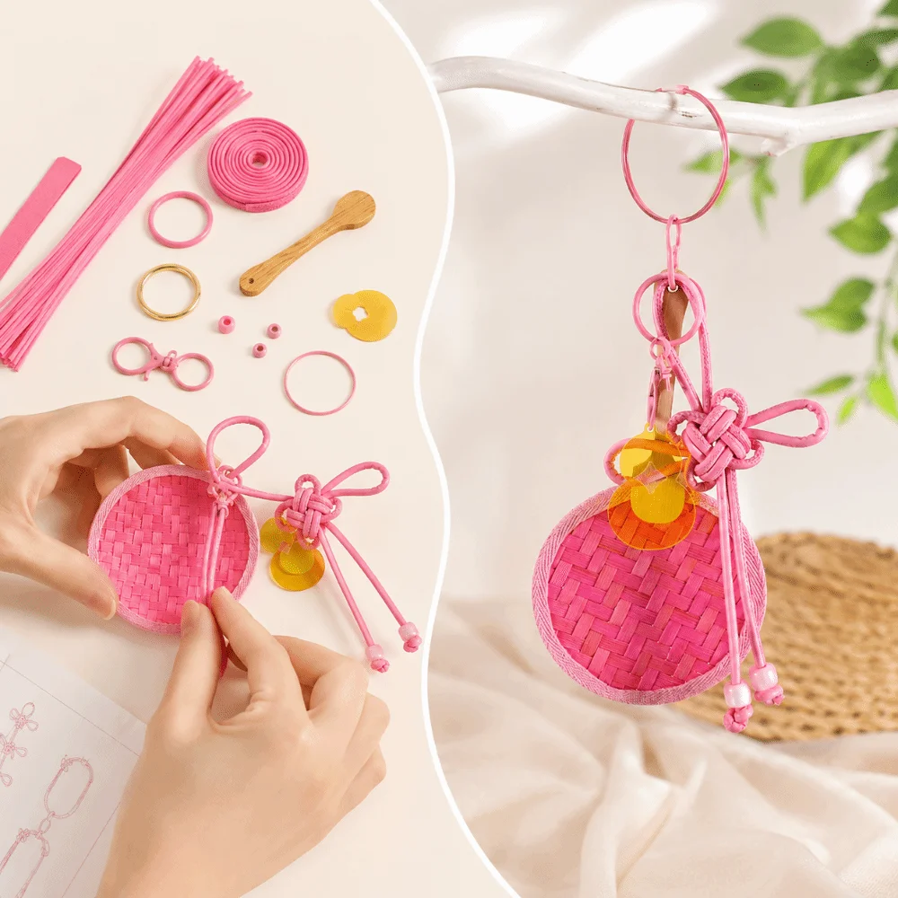 Macaron Color Mini Fan Keychain Hand-Woven Bamboo Lightweight Decorative Pendant Durable Structure Delicate Craftsmanship