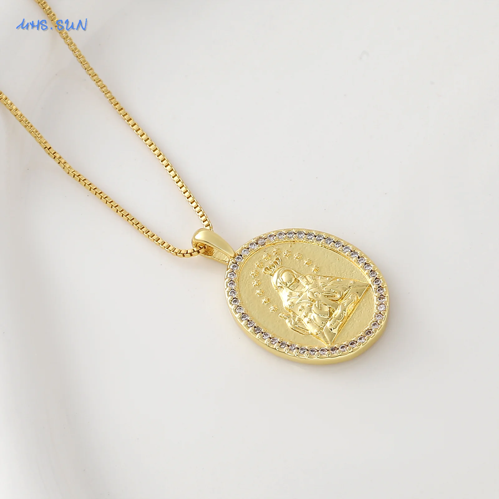 MHS.SUN مكعب الزركون البيضاوي مريم العذراء الصلاة قلادة القلائد للنساء الرجال موضة مطلية بالذهب المختنق سلسلة مجوهرات هدية