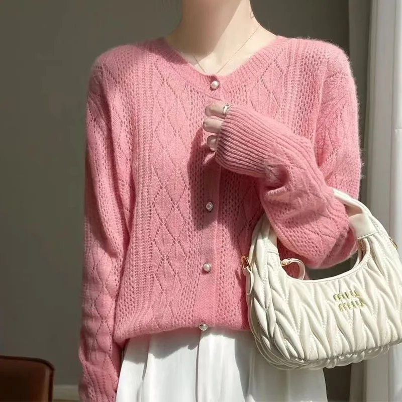 

2024 new sweater cardigan jacket women's thin knitted sweater early autumn spring and autumn pink top design sense niche