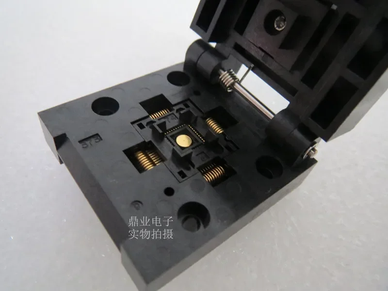 

QFN-40BT-0.4-01 QFN40 Шаг 5X5 мм, гнездо для проживания 0,4 мм, позолота, сиденье для тестирования микросхем, испытательный стенд для гнезда