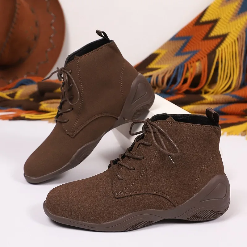 أحذية قطنية بمقاس كبير، أحذية عصرية بمقدمة مستديرة من جلد الغزال برباط سميك ودافئ ونعل ناعم وكعب منخفض