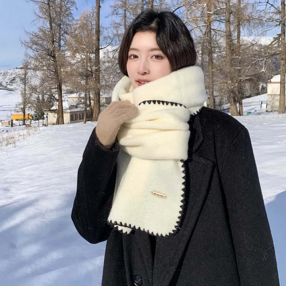 

Polyester Lock Edge Winter Scarf Solid Color Classic Long Thickened Neckscarf French Style Cold-proof Women Warmer Scarf Outdoor