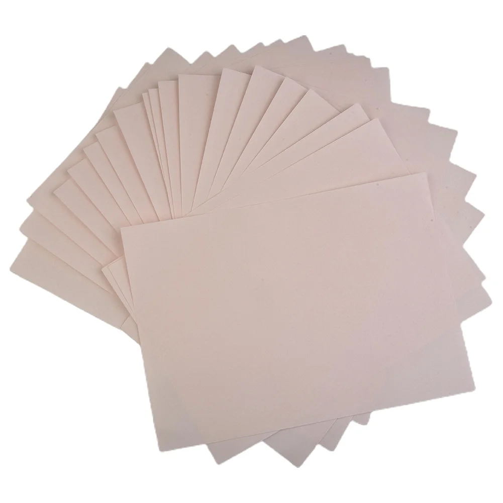 

20 PCS Thermal Transfer Papers Front White Black Pink A4 297 * 210mm Printing Color Good Effect Thermal Transfer Papers