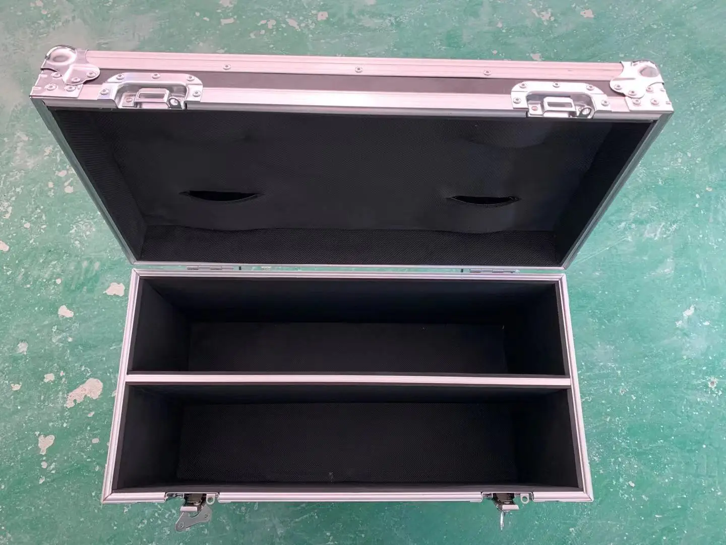 Caja de aluminio estilo europeo para maletero de carretera, Cable de maletero, caja de vuelo