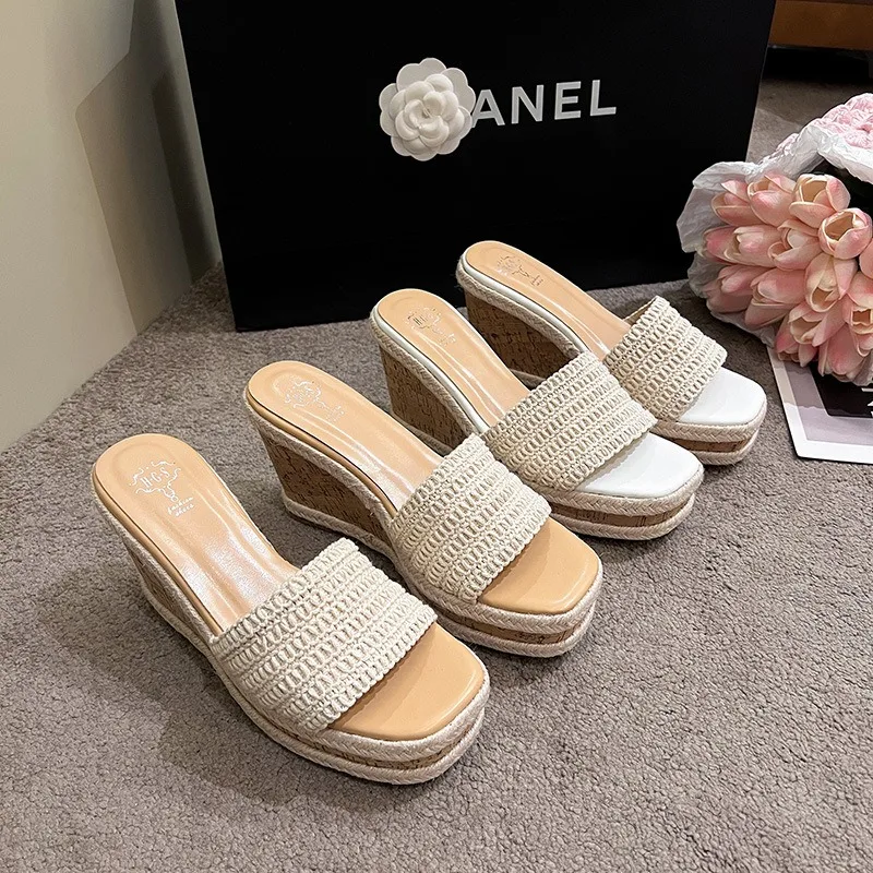 

Womens Slippers High Quality Fashion Slippers Designer Shoes for Women Summer Wedge Sandals Platform High Heels Zapatos De Mujer