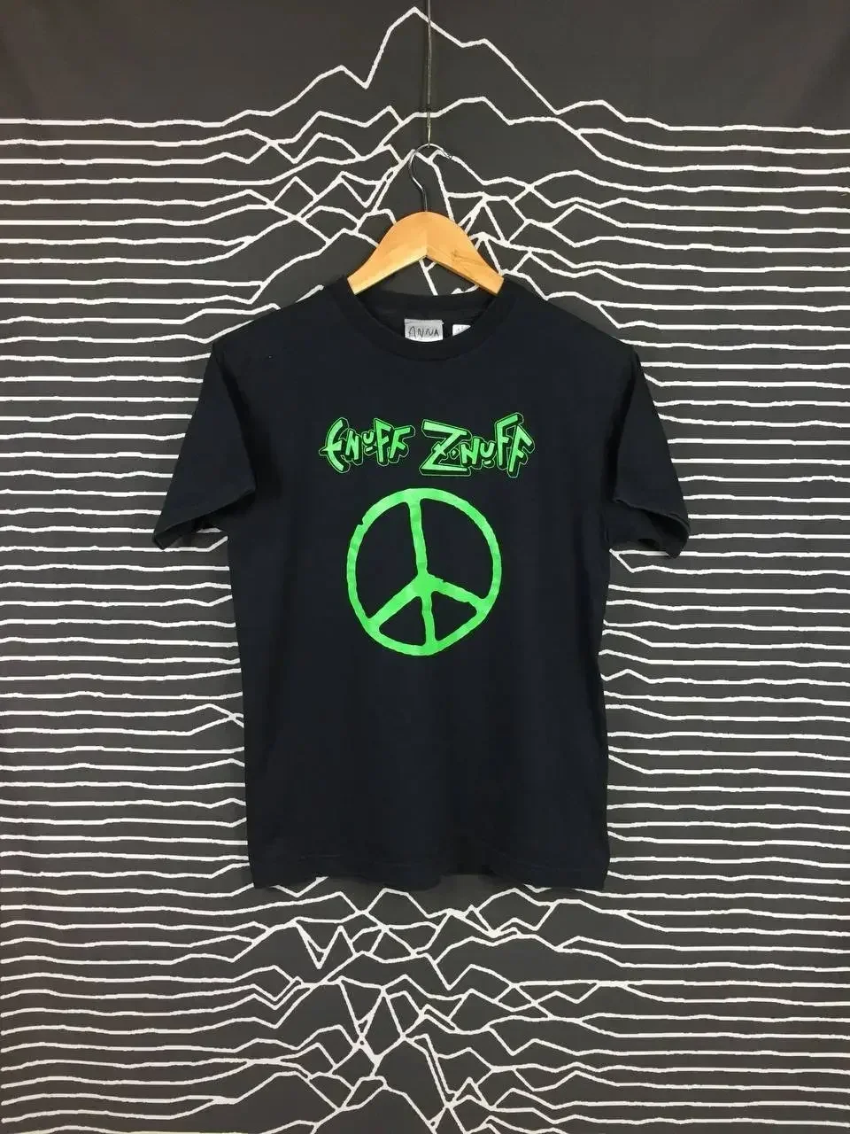 Vtg 00s Enuff Znuff Rock Band Peace Logo Japan Tour Band Tee/