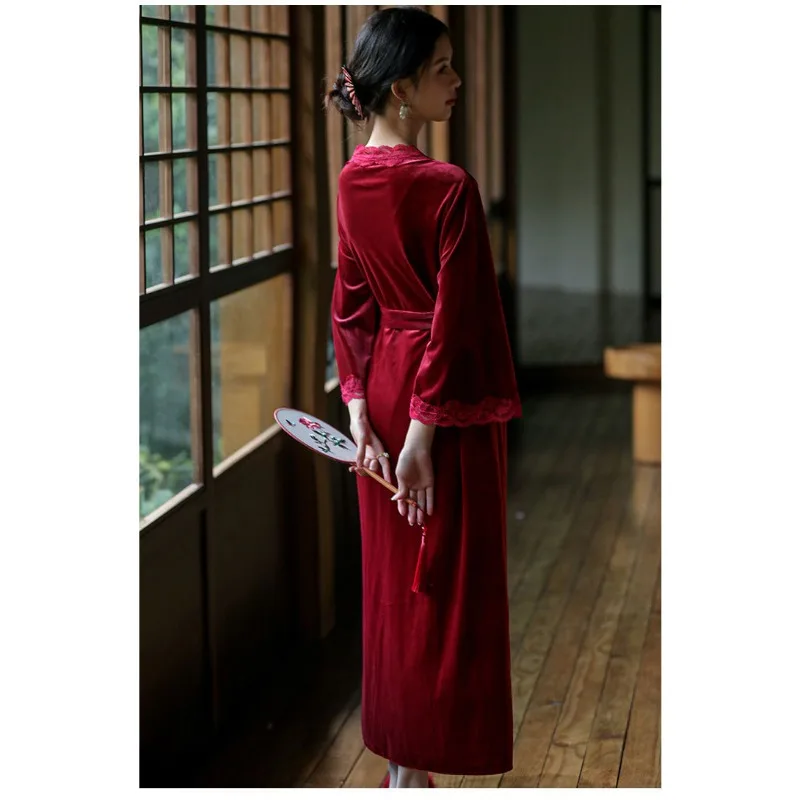 French Bride Morning Robe Autumn Winter 2024 New Red Velvet Wedding Pajama Set of Two Wedding Sleepwear Lace V-neck Loungewear