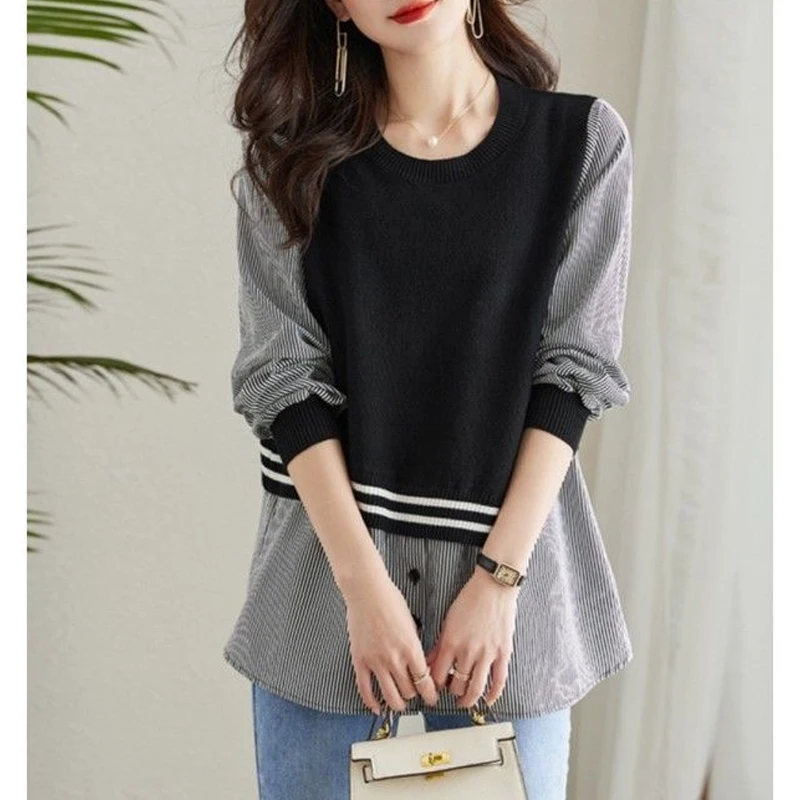 Spring Autumn New Fake Two Pieces Women Round Neck Long Sleeve Fashion Pullovers Elegant Button Striped Patchwork All-match Tops