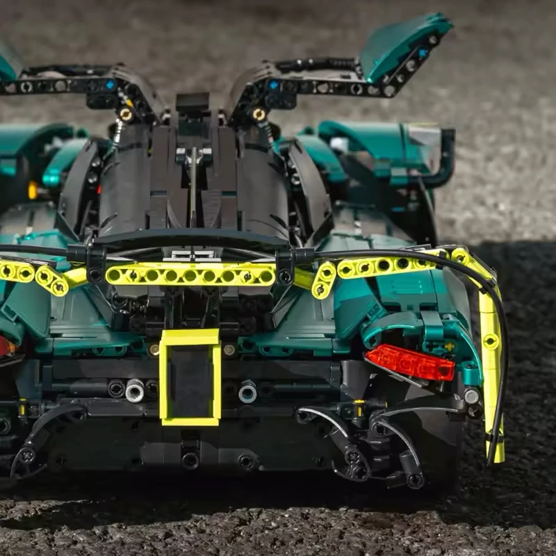 2025 جديد Y18006 سيارة سباق فنية رياضية 1:8 نموذج سيارة خارقة اللبنات تجميع اللعب هدية للبنين طفل الكبار #4