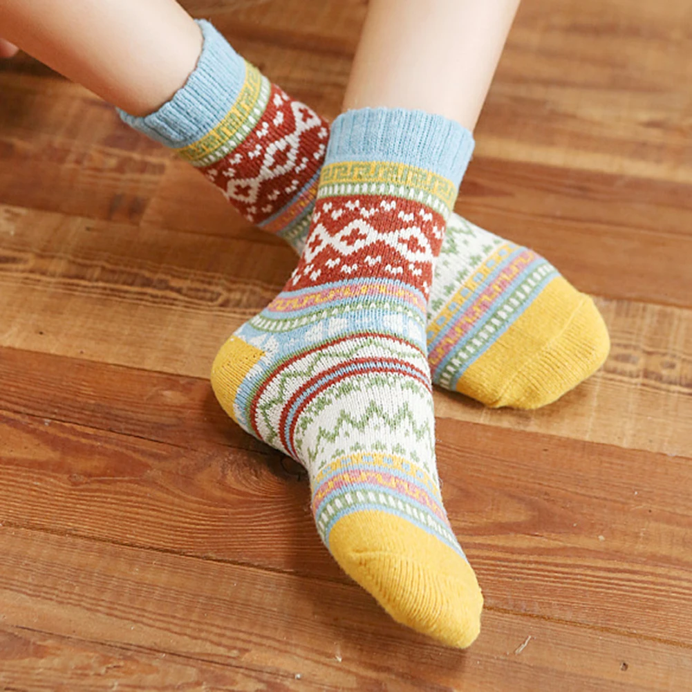 5 Paar Damen-Wollsocken, bunt, weich, warm, Ethno-Stil, Socken, warme Kabinen, nordische Socken, lustige, schweißableitende Socken für den täglichen Gebrauch – Detail 8