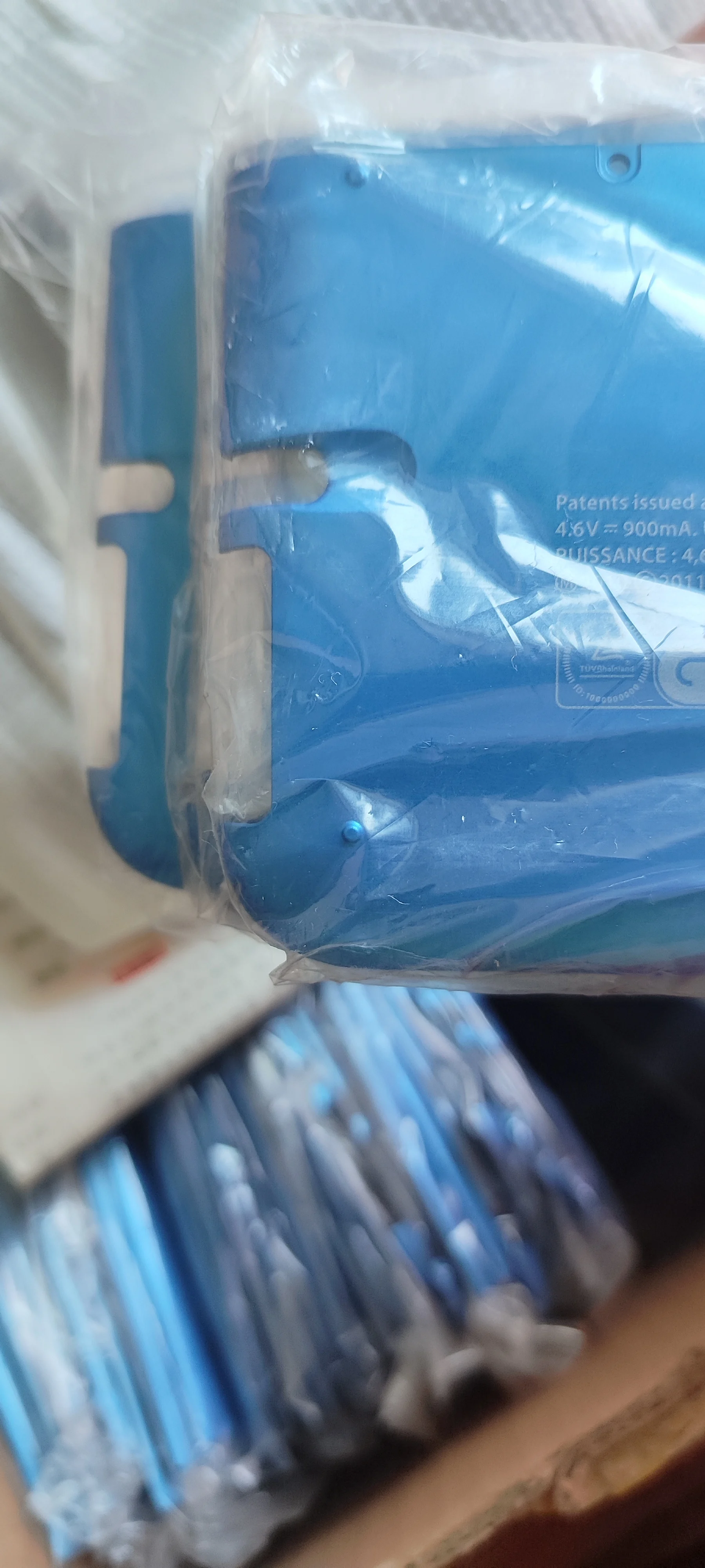 اللوحة الخلفية الزرقاء الأصلية ، نسخة ll