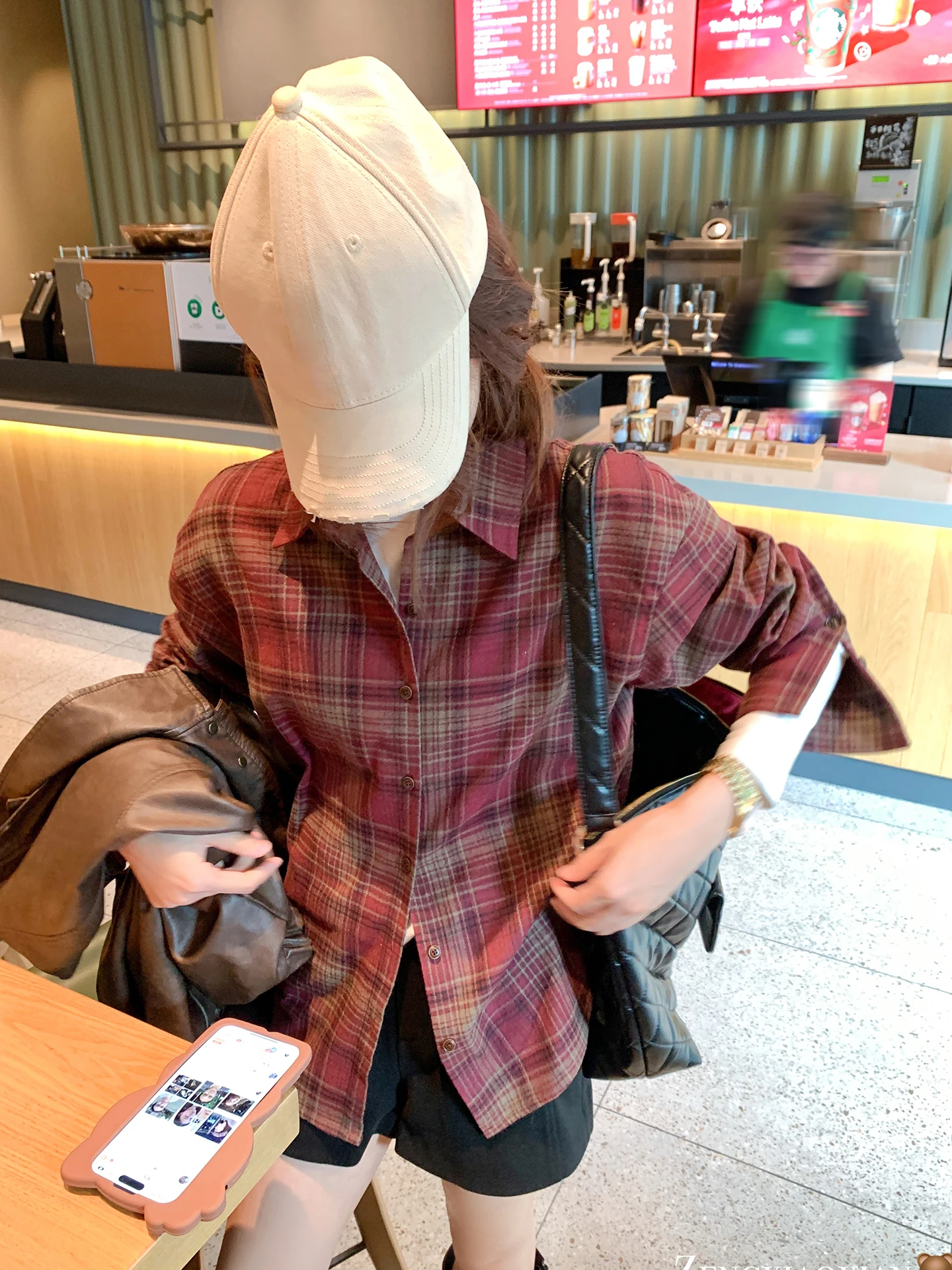 

Женское свободное длинное пальто в красную клетку Sve, корейский винтажный открытый кардиган в клетку, топ от Zeng Xiaoxian