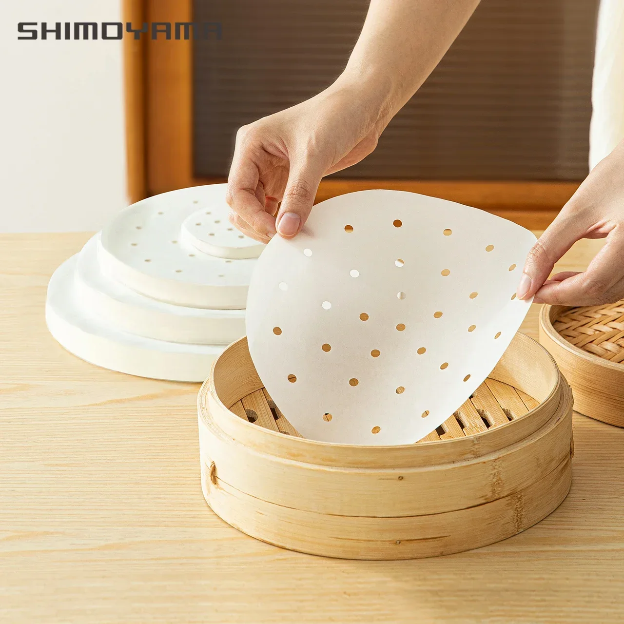 SHIMOYAMA 100/200PCS Round Steamer Paper Perforated Parchment Liners Bun Dumplings Non-Stick Steamer Mat for Air Fryer Cooking