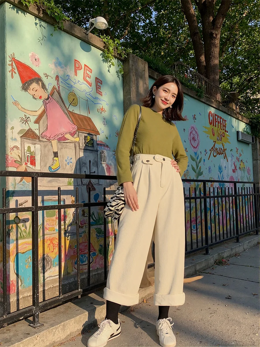 

Брюки Брюки для женщин Офисная одежда Белая плиссированная передняя часть Дизайнерский элемент Формальный Элегантный Профессиональный Классический Традиционный