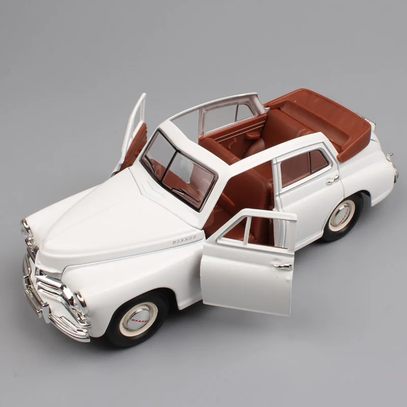 1/24 Scale Road Signature Russia Soviet vintage Gorky Gaz-M20 Pobeda Gaz M20 Volga Diecast Model Car Miniature Toy For Collector