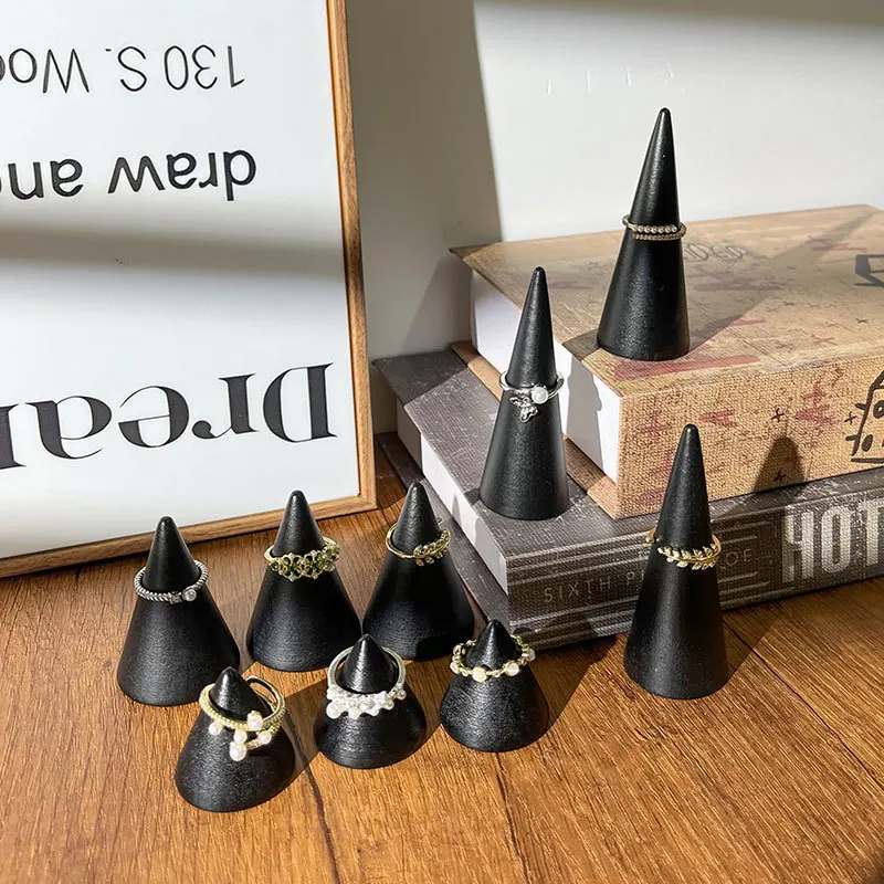 

Wooden Rings Jewelry Displays Rack Originality Jewellery Showcase Stand Jeweler Counter Ring Show Shelf Live Pictures Props