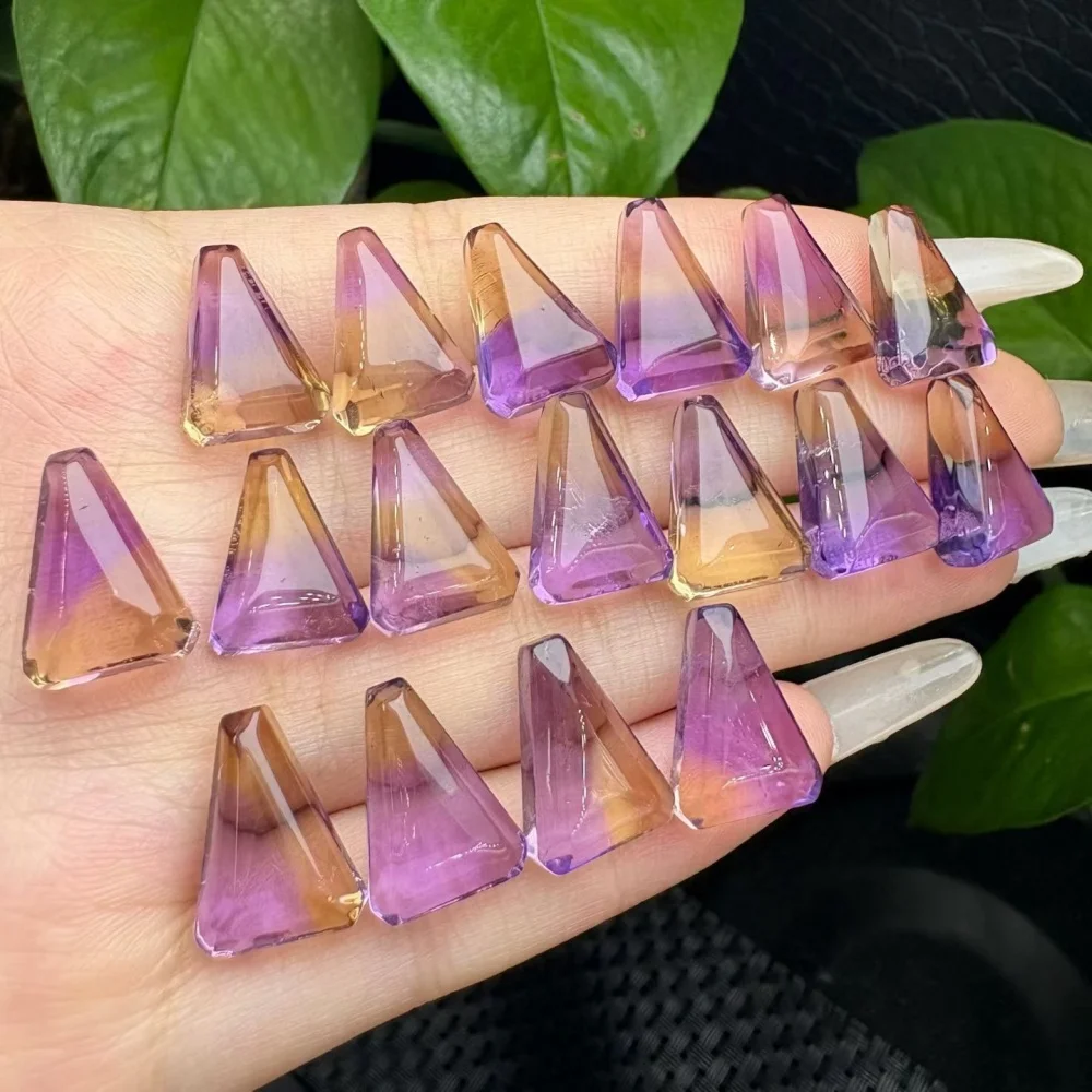 2-個天然アメトリン三角形ビーズクリスタル彫刻子供かわいいジュエリーヒーリングホリデーギフト-11-15-ミリメートル