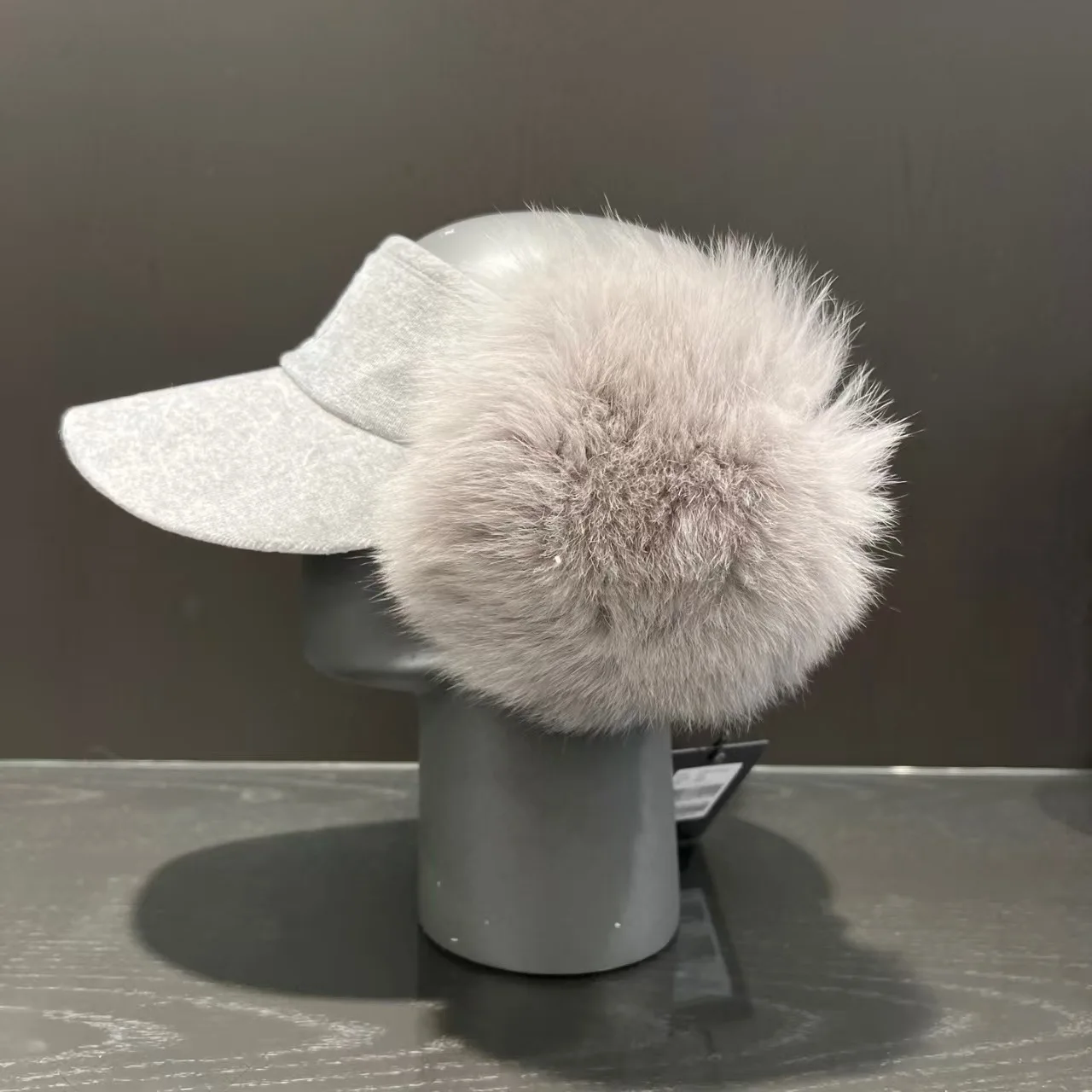

Women's Fall/Winter Golf Hat with Vented Crown, Ear Flaps, and Detachable Cat Ears for Warmth