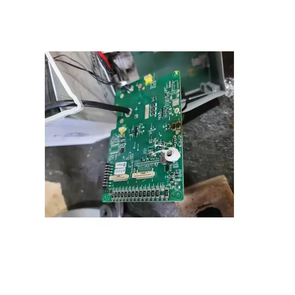 Tattu農業用ドローンバッテリーBMSは、12Sおよび14Sの標準電圧バッテリー、そして高電圧バッテリーにも適しています。