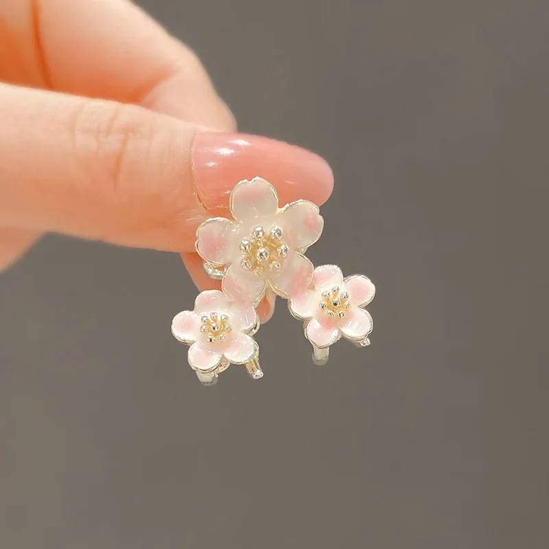 Kawai Mini Cherry Blossom Hair Clip for Women Pink Flower Cute Shark Clips Hair Accessories Ponytail Hair Styling Tools